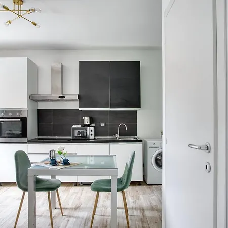 Joivy Lively Flat Near Centre *